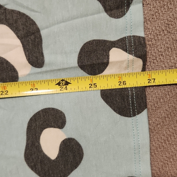 Leopard Print Top - Picture 6 of 7